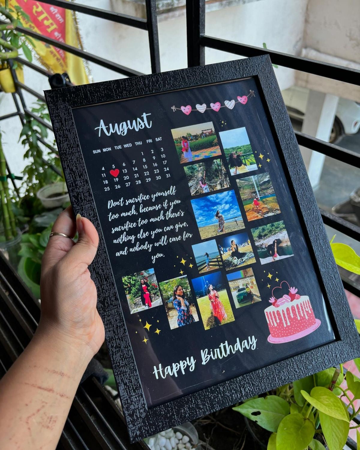 CUSTOMIZED PHOTO FRAME